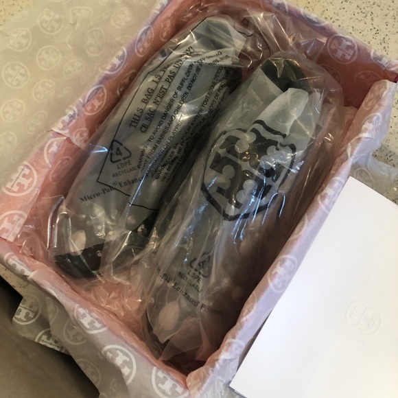 Tory Burch Scarlett Runner 9.5 - Picture 7 of 8